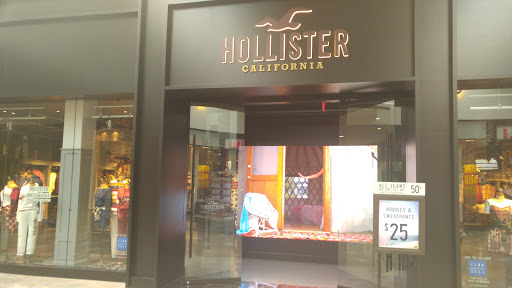 Clothing Store «Hollister Co.», reviews and photos, 8000 Biscayne Blvd #806, Plantation, FL 33388, USA
