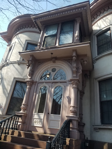 Tire Shop «Firestone Complete Auto Care», reviews and photos, 680 Chapel St, New Haven, CT 06510, USA