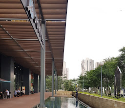 Gran Rubina Business Park photo