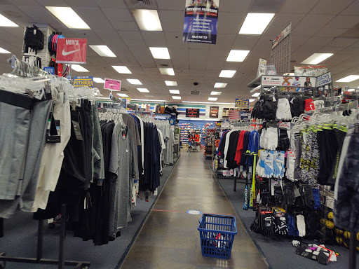 Sporting Goods Store «Big 5 Sporting Goods», reviews and photos, 965 S Val Vista Dr, Gilbert, AZ 85296, USA