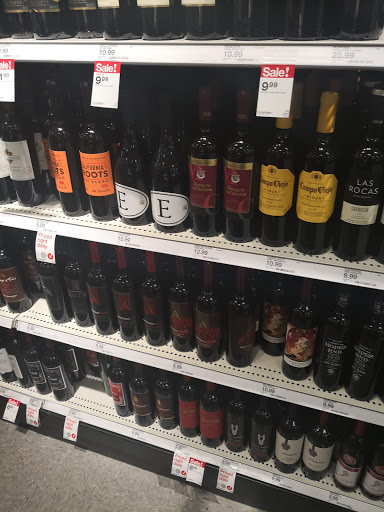 Shopping Mall «West Hollywood Gateway», reviews and photos, 7100 California Route 2, Los Angeles, CA 90046, USA