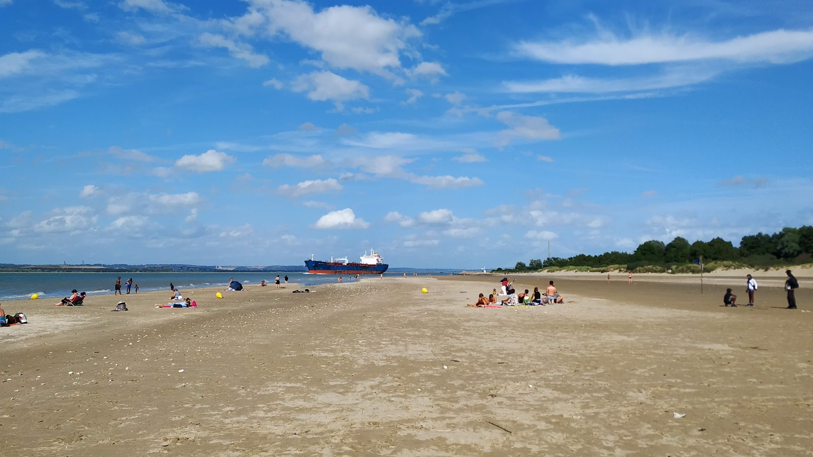 Foto di Plage du Butin con una superficie del sabbia beige