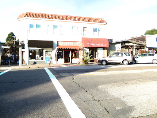 Picture Frame Shop «Nielsen Arts Gallery and Custom Framing», reviews and photos, 1537 Solano Ave, Berkeley, CA 94707, USA
