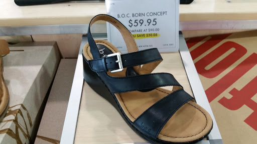 Shoe Store «DSW Designer Shoe Warehouse», reviews and photos, 375 E Altamonte Dr, Altamonte Springs, FL 32701, USA