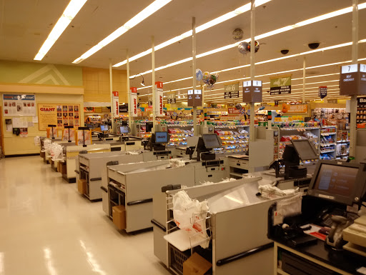 Grocery Store «Giant Food Stores», reviews and photos, 328 Church St, Danville, PA 17821, USA