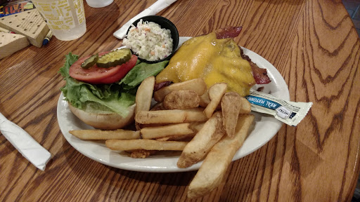 American Restaurant «Cracker Barrel Old Country Store», reviews and photos, 6175 McDonough Dr NW, Norcross, GA 30093, USA