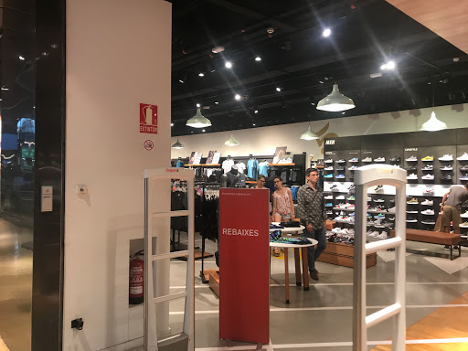 Nike Store L’illa
