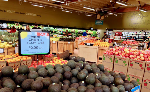 Grocery Store «New Seasons Market Cedar Hills», reviews and photos, 3495 SW Cedar Hills Blvd, Beaverton, OR 97005, USA