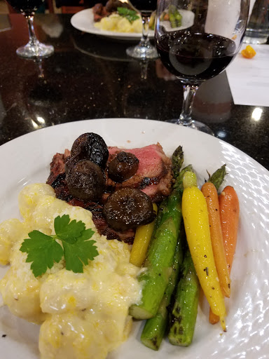 Gourmet Grocery Store «Bristol Farms», reviews and photos, 810 Avocado Ave, Newport Beach, CA 92660, USA