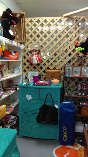 Thrift Store «County Line Thrift Store», reviews and photos, 4130 Charles Hardy Pkwy, Dallas, GA 30157, USA