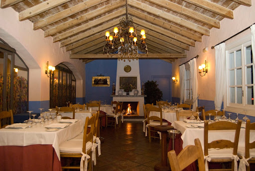 Hostal Restaurante El Labrador - C. Pepe Osorio, 36, 29670 San Pedro Alcántara, Málaga
