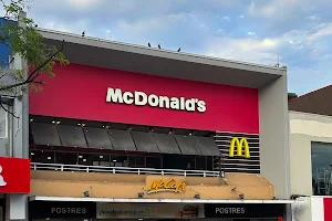 McDonald's Plaza de La Cultura image