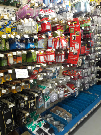 Hardware Store «W.C. Winks Hardware», reviews and photos, 200 SE Stark St, Portland, OR 97214, USA