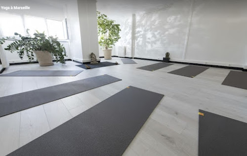 Centre de yoga Académie de Yoga - Yoga à Marseille Marseille