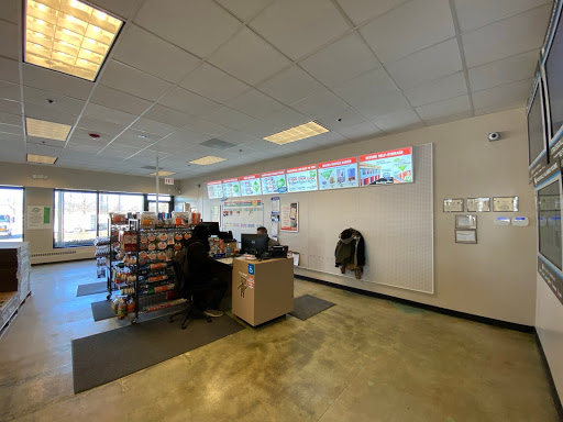 Truck Rental Agency «U-Haul Moving & Storage of Woodfield», reviews and photos, 5201 Tollview Dr, Rolling Meadows, IL 60008, USA