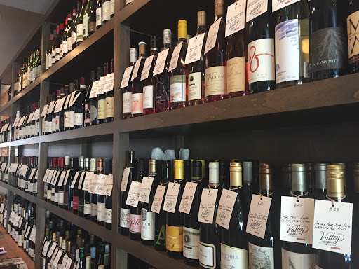 Wine Store «Valley Wine Merchants», reviews and photos, 112 S College St, Newberg, OR 97132, USA