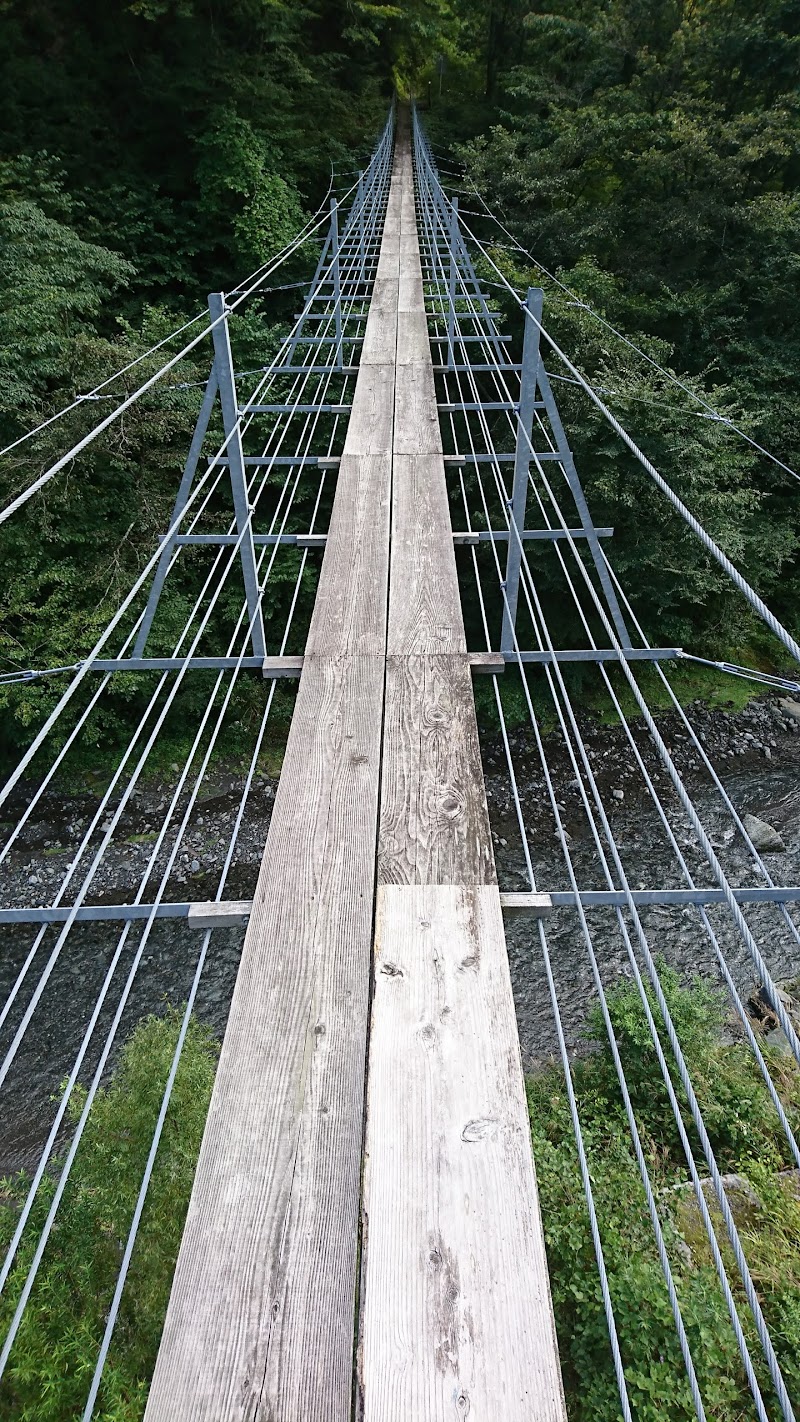 新田の吊り橋