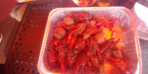 Bar & Grill «Reggies Chicago», reviews and photos, 2105 S State St, Chicago, IL 60616, USA