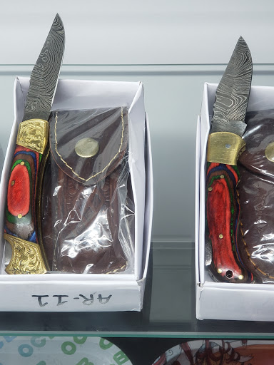 Tobacco Shop «Smokeovapor», reviews and photos, 13530 IL-59 #106, Plainfield, IL 60544, USA