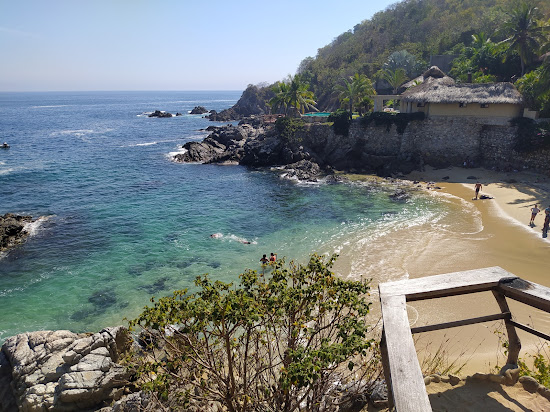 Playa Estacahuite