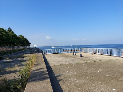 新浜緑地運動広場