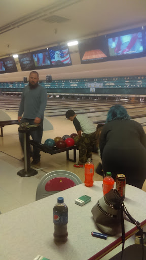 Sports Complex «Bowling Green Sports Center», reviews and photos, 243 W Roosevelt Rd, West Chicago, IL 60185, USA