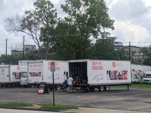 Thrift Store «The Salvation Army Family Store & Donation Center», reviews and photos, 2208 Washington Ave, Houston, TX 77007, USA
