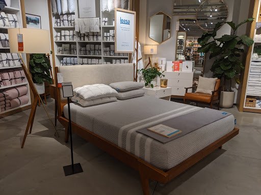 Furniture Store «west elm», reviews and photos, 248 E Colorado Blvd, Pasadena, CA 91101, USA