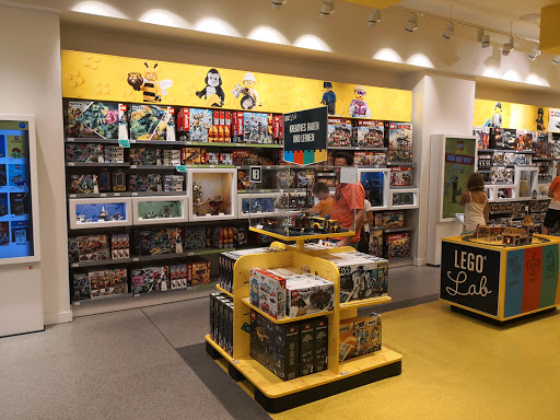 The LEGO® Store Berlin