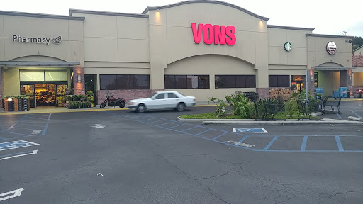 Grocery Store «Vons», reviews and photos, 1440 W 25th St, San Pedro, CA 90732, USA