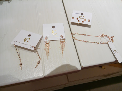 Fashion Accessories Store «Charming Charlie», reviews and photos, 965 Baltimore Pike, Glen Mills, PA 19342, USA