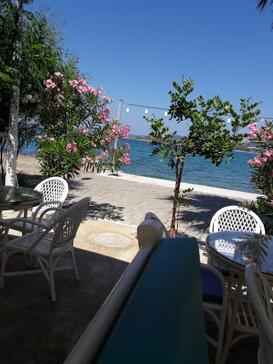 Pitos Apart Pansiyon Sahil Girişi