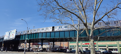 Auto Parts Store «Advance Auto Parts», reviews and photos, 4802 Queens Blvd, Woodside, NY 11377, USA