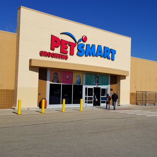 PetSmart, 160 Washington St #701, Rochester, NH 03839, USA, 
