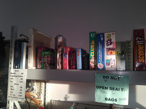 Thrift Store «Community Thrift Store», reviews and photos, 228 Forest Hills Dr, Garner, NC 27529, USA