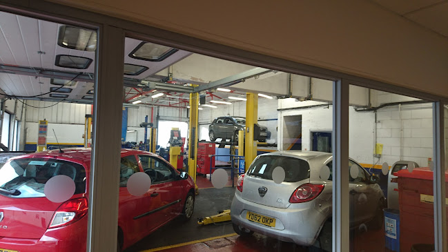Kwik Fit - Cardiff - Cowbridge Road - Auto repair shop