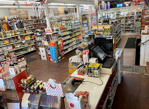 Liquor Store «Liquor Square», reviews and photos, 75 S Main St, Unionville, CT 06085, USA