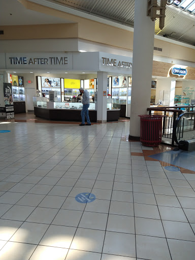 Department Store «Nordstrom Rack Willow Grove Park», reviews and photos, 2500 W Moreland Rd, Willow Grove, PA 19090, USA