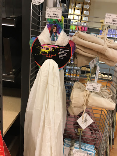 Art Supply Store «Blick Art Materials», reviews and photos, 1330 Chestnut St, Philadelphia, PA 19107, USA