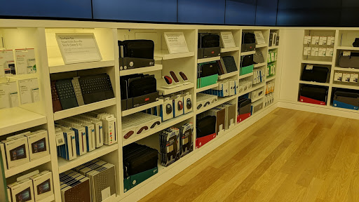Computer Store «Microsoft Store», reviews and photos, 2855 Stevens Creek Blvd #1135, Santa Clara, CA 95050, USA