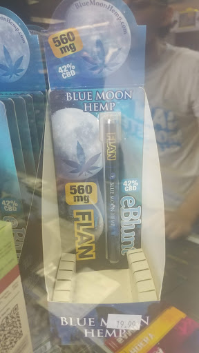 Vaporizer Store «Green Gorilla Smoke & Vape Shop», reviews and photos, 7006 University Ave #8, Lubbock, TX 79413, USA