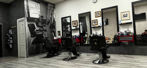 Peluquería YounS BarberShop en Fuensalida, Toledo