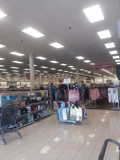 Clothing Store «Burlington Coat Factory», reviews and photos, 5766 Buford Hwy NE, Doraville, GA 30340, USA