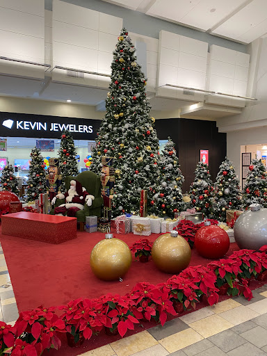 Shopping Mall «Westfield Oakridge», reviews and photos, 925 Blossom Hill Road, San Jose, CA 95123, USA