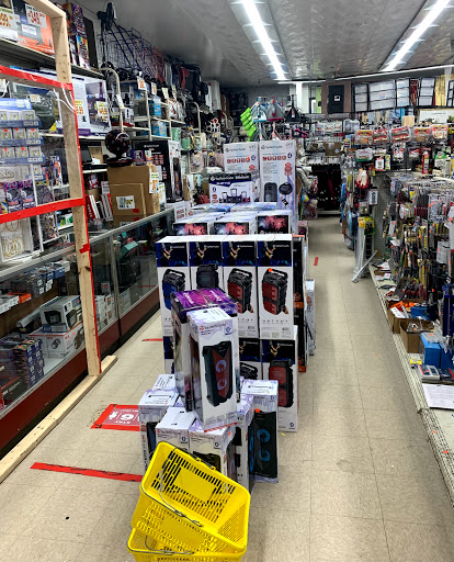 Discount Store «DISCOUNT MART», reviews and photos, 401 Eastern Ave NE, Capitol Heights, MD 20743, USA