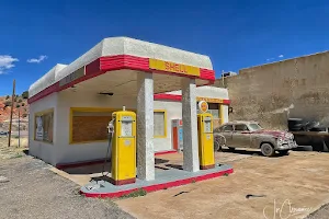 Abandoned Gas Station image
