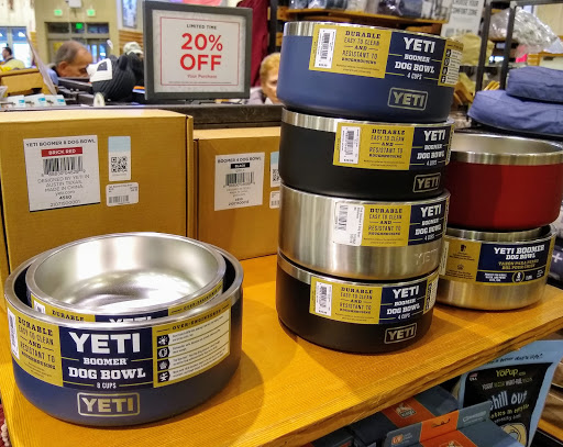 Clothing Store «L.L. Bean», reviews and photos, 1000 Ross Park Mall Dr, Pittsburgh, PA 15237, USA