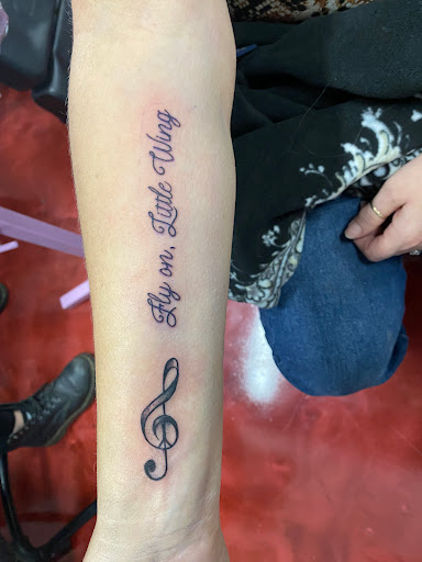 Explore awesome tattoo ideas for couples, creative tattoo ideas in Sykesville, available at Red and Blue Tattoo