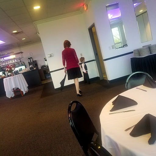 Public Golf Course «St Denis Golf Club & Party Center», reviews and photos, 10660 Chardon Rd, Chardon, OH 44024, USA