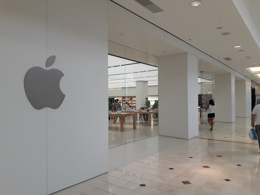 Computer Store «Apple Montgomery Mall», reviews and photos, 7101 Democracy Blvd, Bethesda, MD 20817, USA